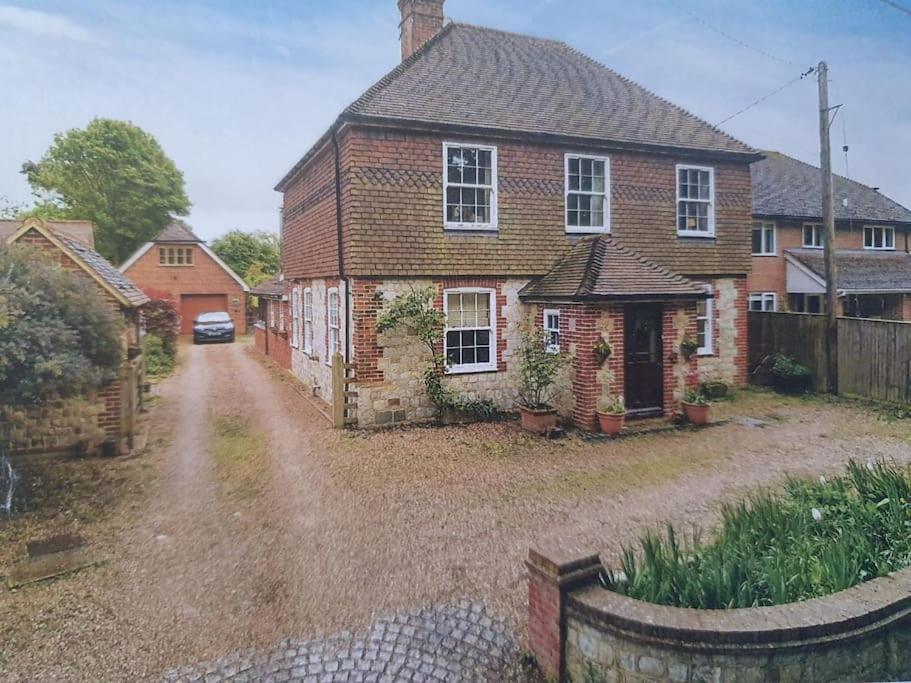 Nature Charm & Fruit Delights, Multi-Generation Celebratory Home -Try, Relax, Repeat - Sellindge Ashford  Buitenkant foto